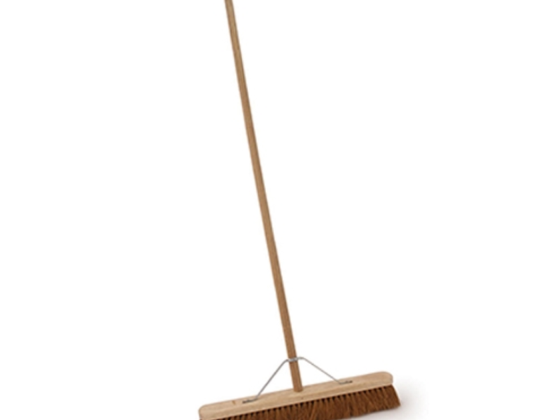 24" Soft Sweeping Brush complete with handle